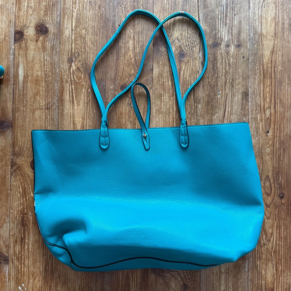 Turquoise Teal Pebbled Faux Leather Tote Bag Set with Gold Interior & Pouch NEW